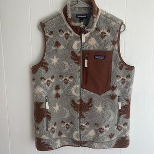 Patagonia Sherpa vest Large- worn 3 times no stains tears or rips